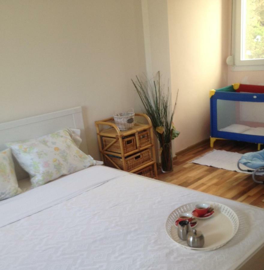 Lovely Apartm.Near Airport Kardia Exterior photo